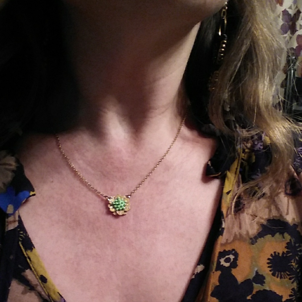 Cute mint flower necklace